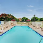 Studio 6 Midwest City, Ok - Oklahoma City